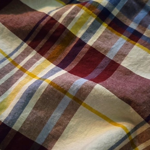 Old navy kids 14/16 plaid long-sleeved dressy top - Picture 3 of 3